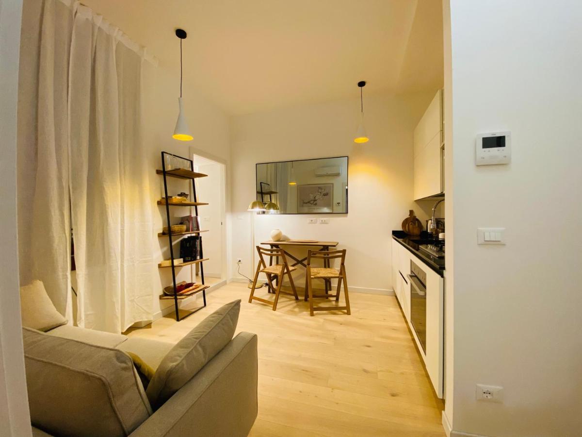 Piazzaborsa Charme Apartment Trieste Luaran gambar